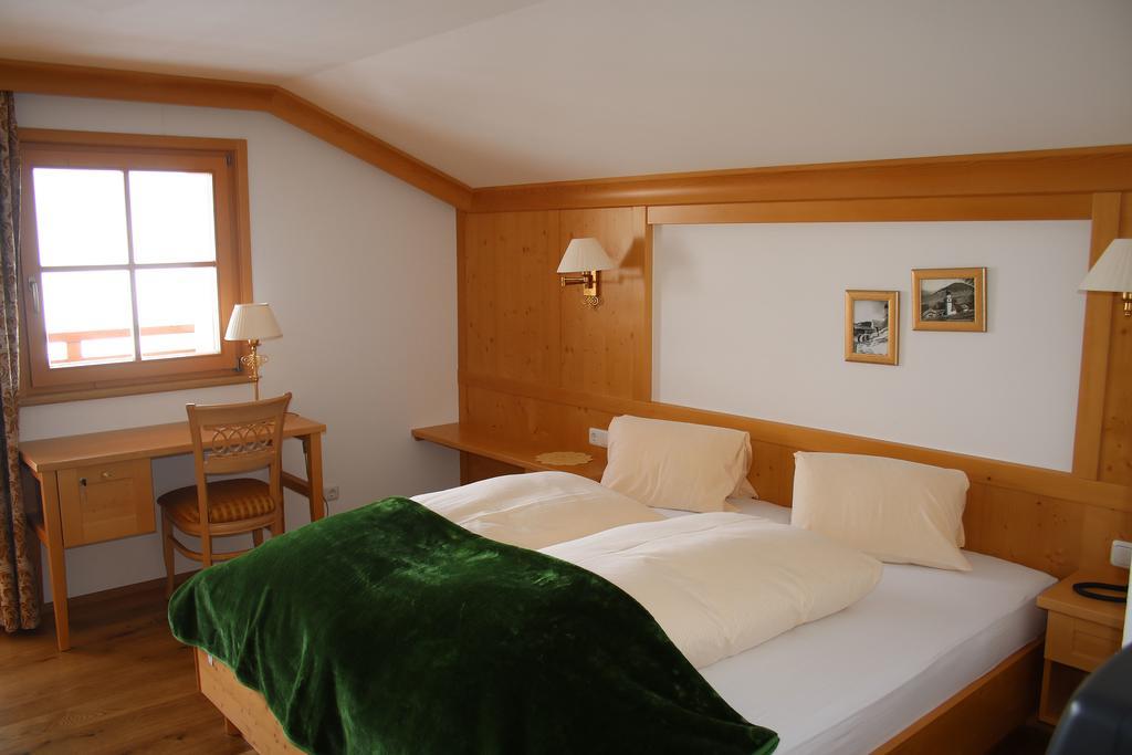 Hotel Schoene Aussicht 칼티트슈 외부 사진