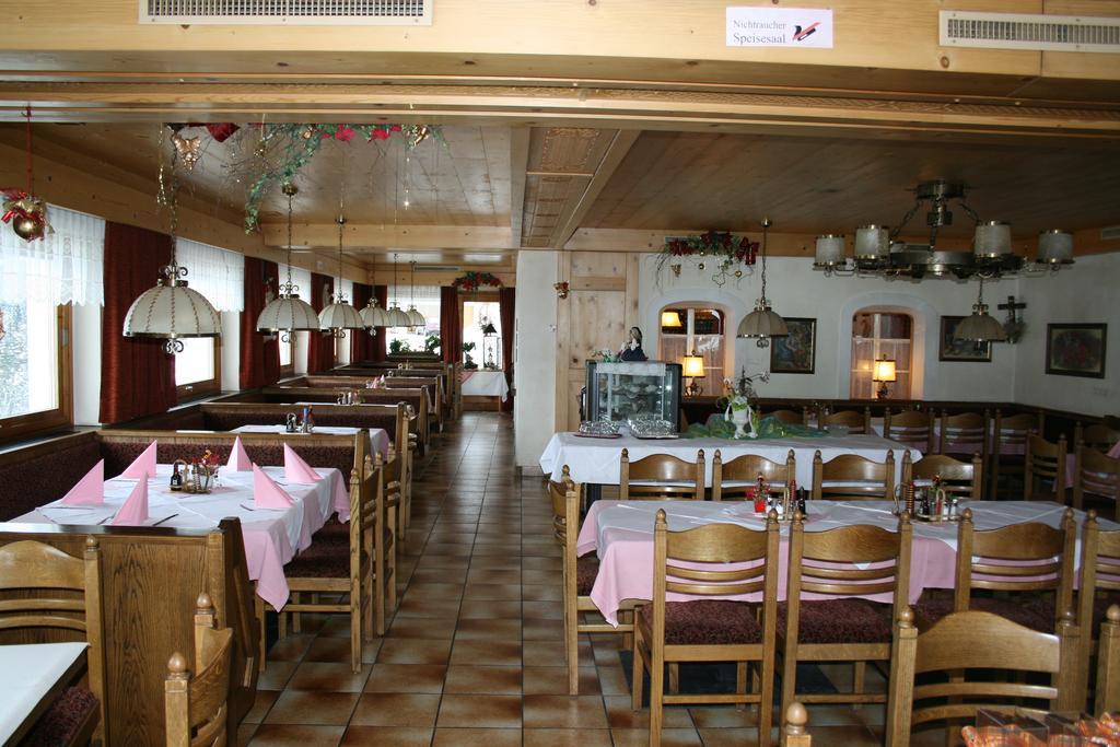 Hotel Schoene Aussicht 칼티트슈 외부 사진