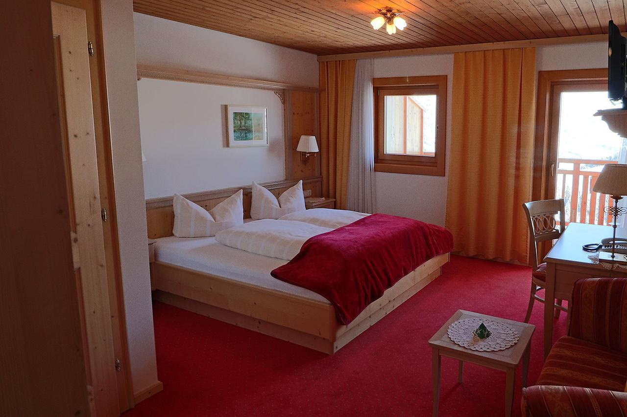 Hotel Schoene Aussicht 칼티트슈 외부 사진