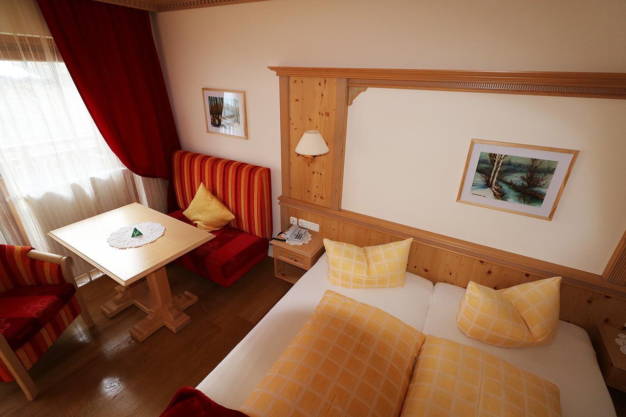 Hotel Schoene Aussicht 칼티트슈 외부 사진